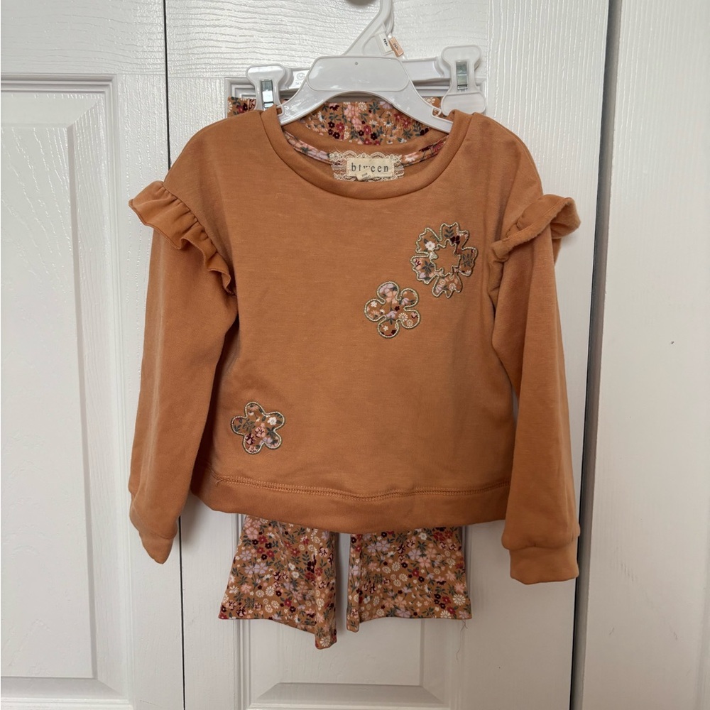 btween Floral Embellished Brown Girls Outfit